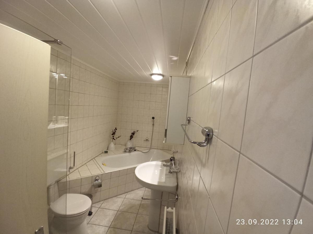 Gemütliches Ferienhaus 15 , 2 bis 4 Personen, Europa Feriendorf Husen Exterior foto