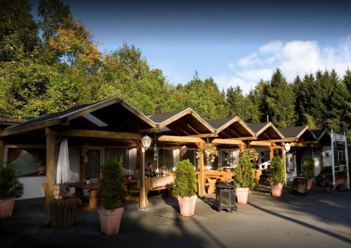 Gemütliches Ferienhaus 15 , 2 bis 4 Personen, Europa Feriendorf Husen Exterior foto